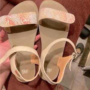 Tikki Vibe Island 41